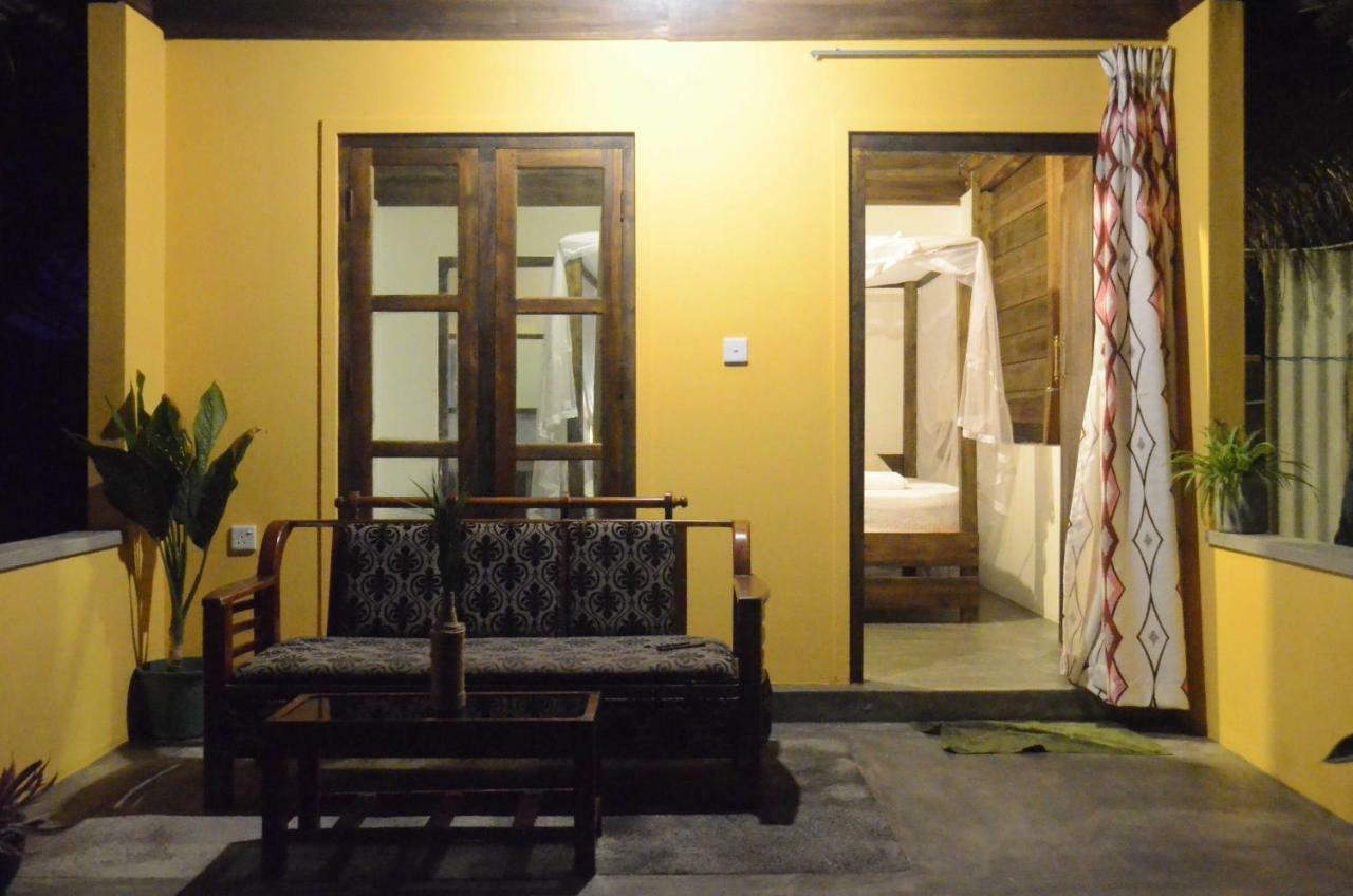Arne'S Place Arugam Bay Luaran gambar