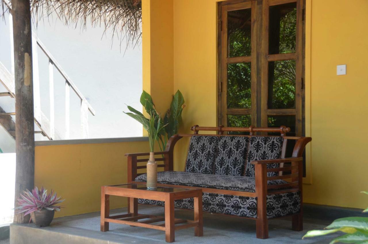 Arne'S Place Arugam Bay Luaran gambar